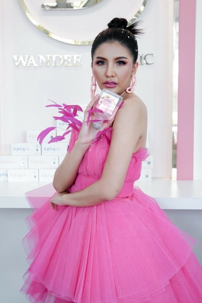 𝐃𝟐 𝐀𝐮𝐫𝐚 𝐁𝐫𝐢𝐠𝐡𝐭