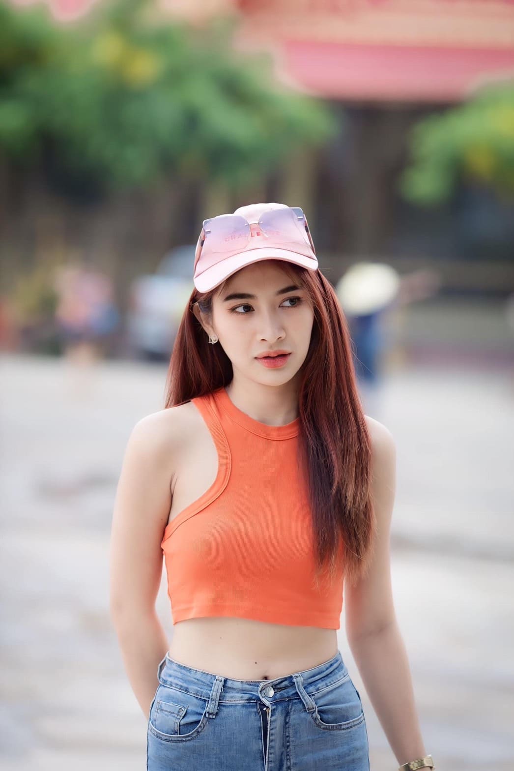 𝗙𝗜𝗟𝗟𝗘𝗥 คาง