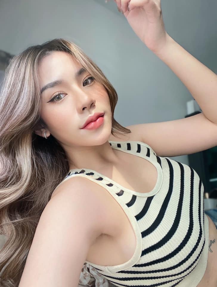 เติมปาก ให้ทรงสวยเป็นกระจับ