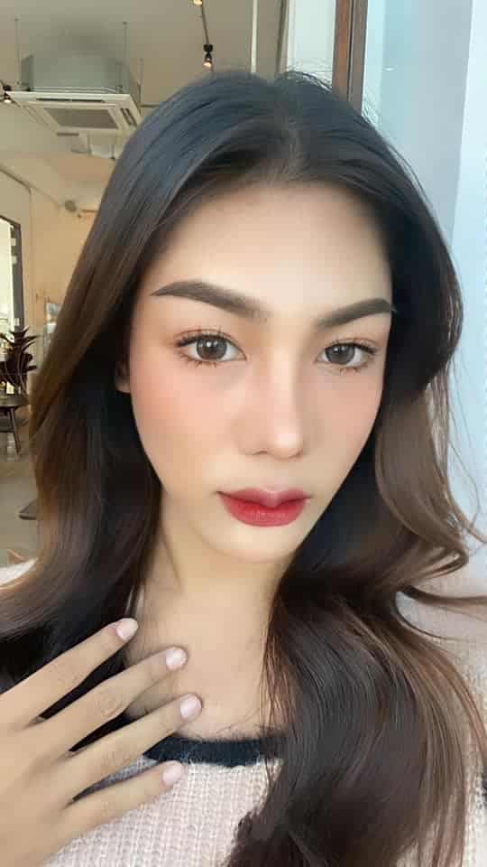 เติมปาก ให้ทรงสวยเป็นกระจับ