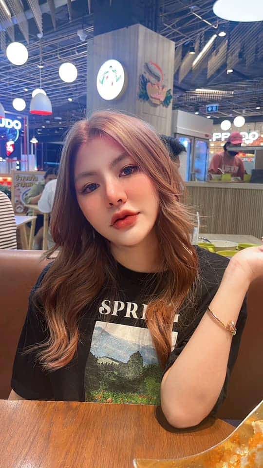 เติมปาก ให้ทรงสวยเป็นกระจับ